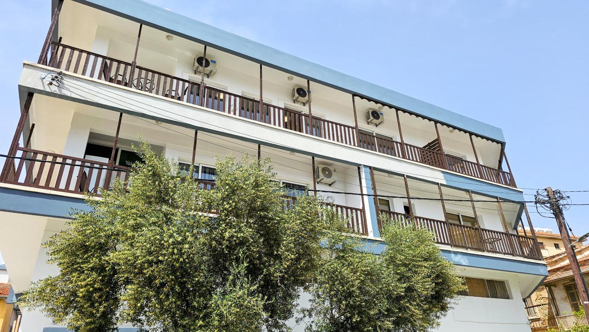 Sky Line City Apartment, 150M From Chabad Lubavitch ラルナカ エクステリア 写真