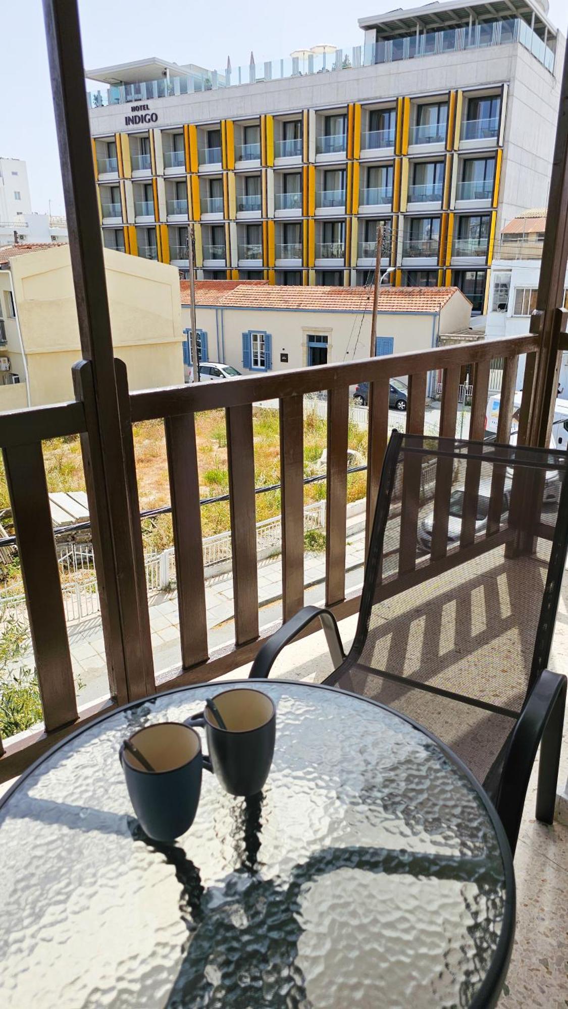 Sky Line City Apartment, 150M From Chabad Lubavitch ラルナカ エクステリア 写真